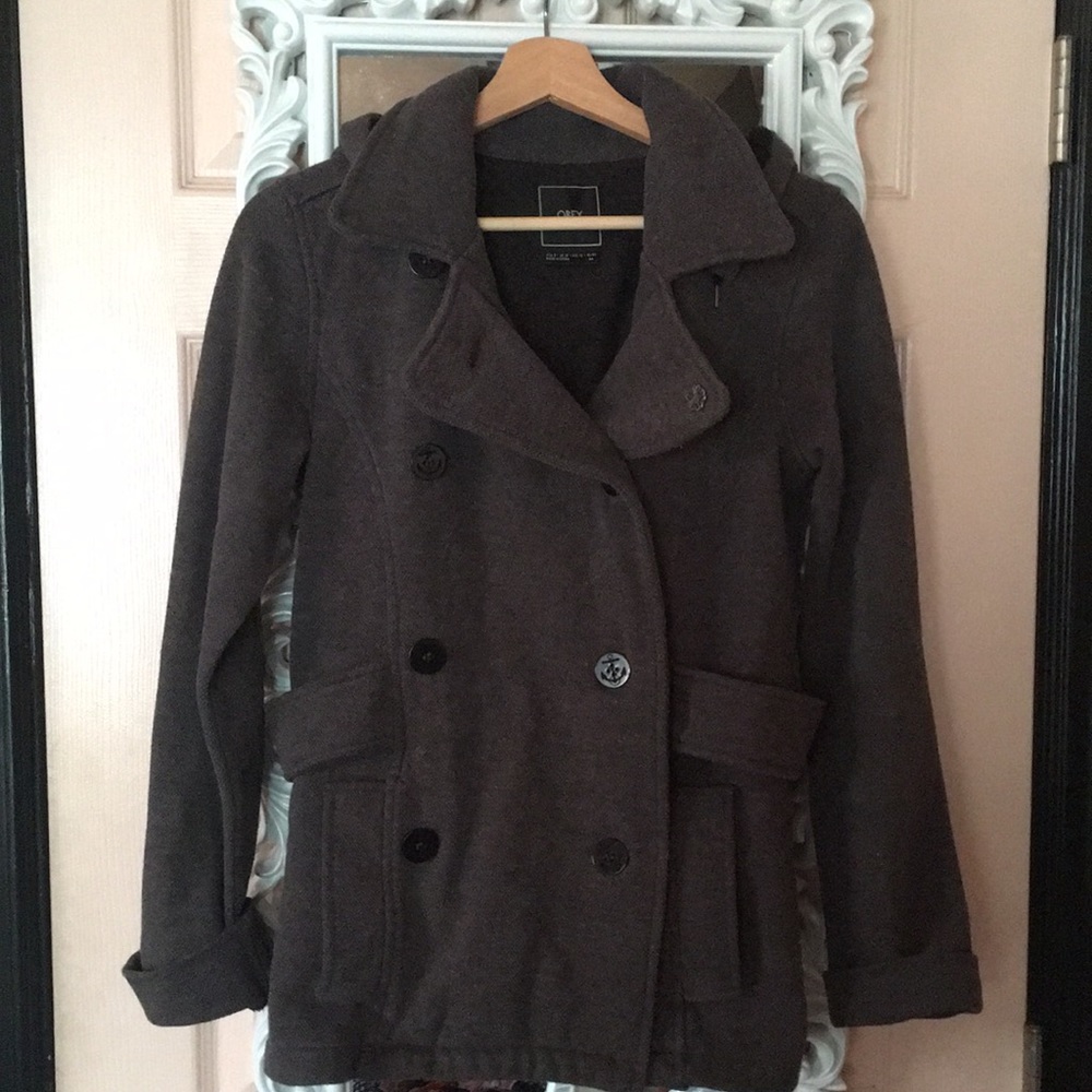 ➕Obey hooded coat